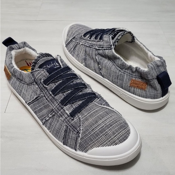 Blowfish Malibu Womens Vex Sneaker - Picture 9 of 13